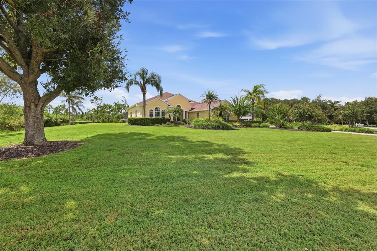 23327 RED ROBIN PLACE — photo 4 of 72