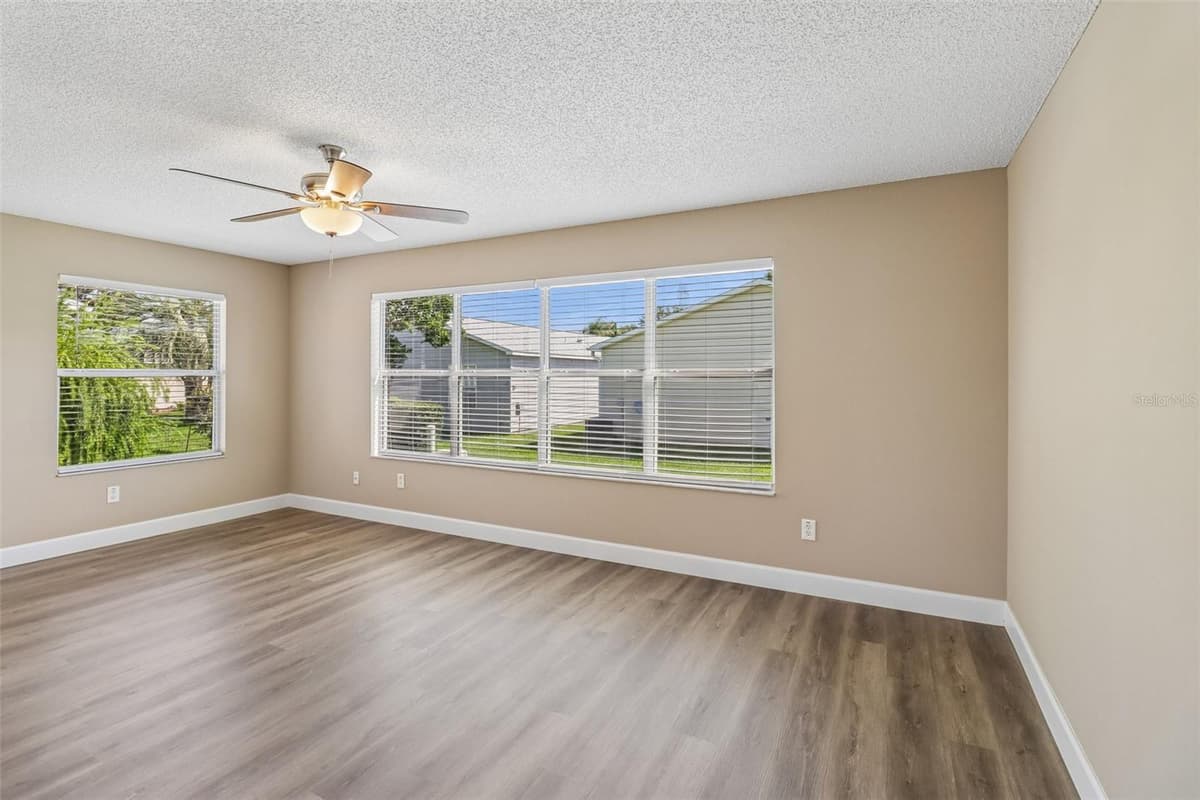 2609 PRIVADA DRIVE — photo 22 of 30