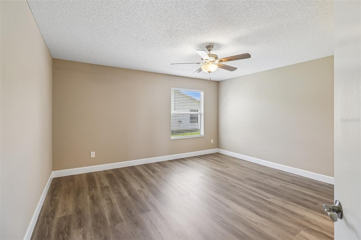 2609 PRIVADA DRIVE — photo 17 of 30