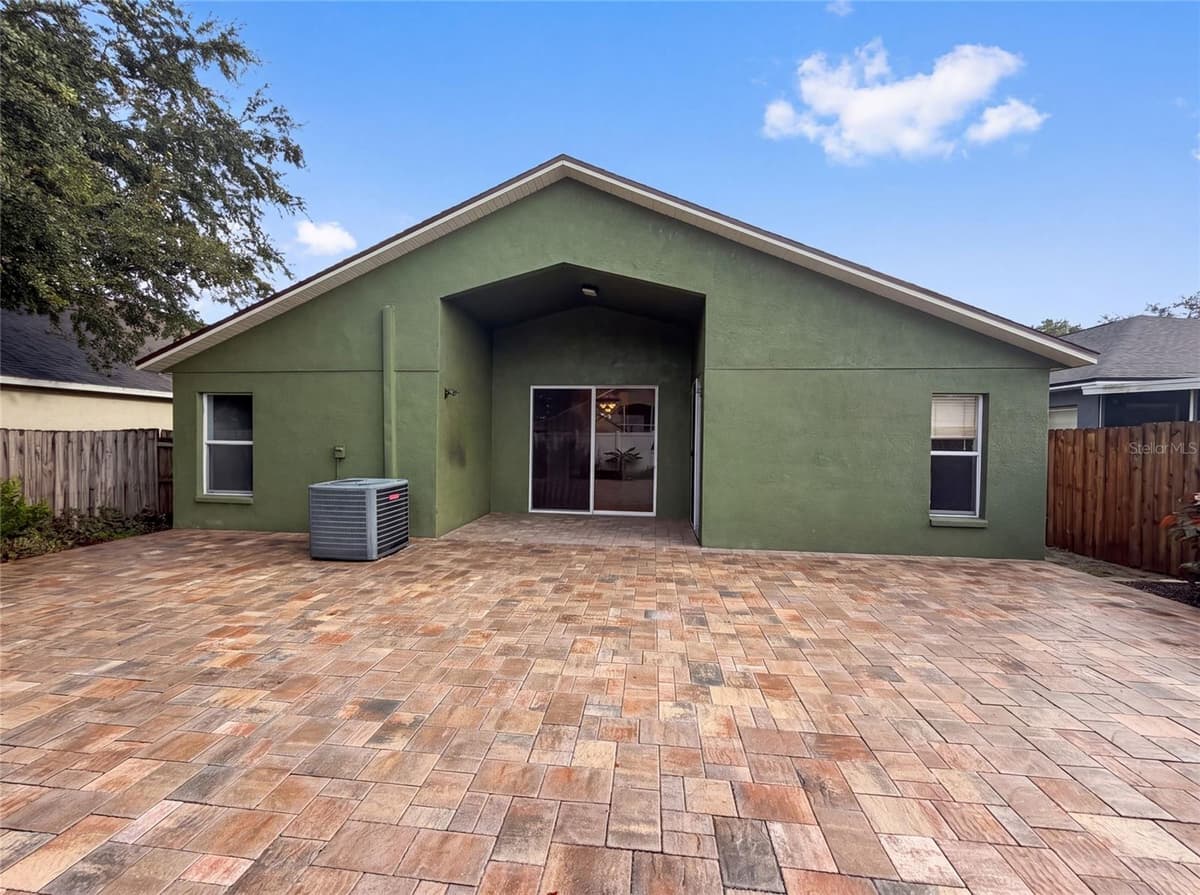6941 CROWN LAKE DRIVE — photo 5 of 21