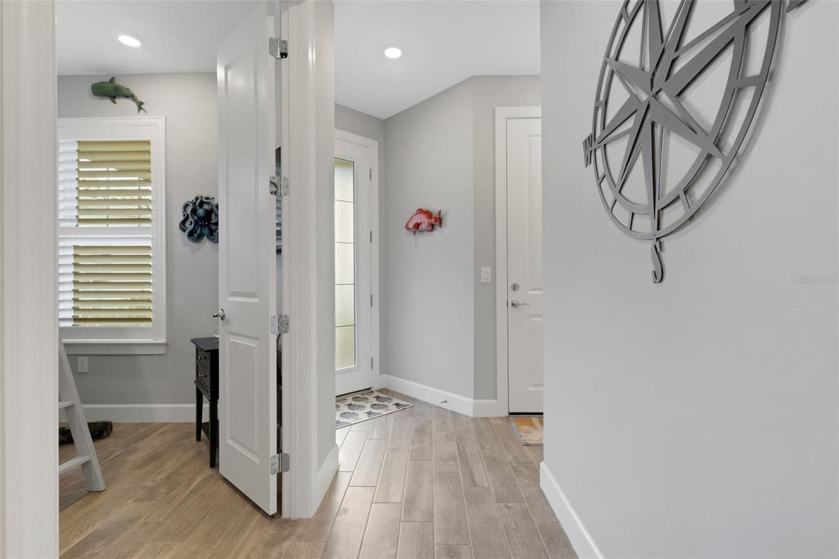10374 ABACO FALLS DRIVE — photo 18 of 81