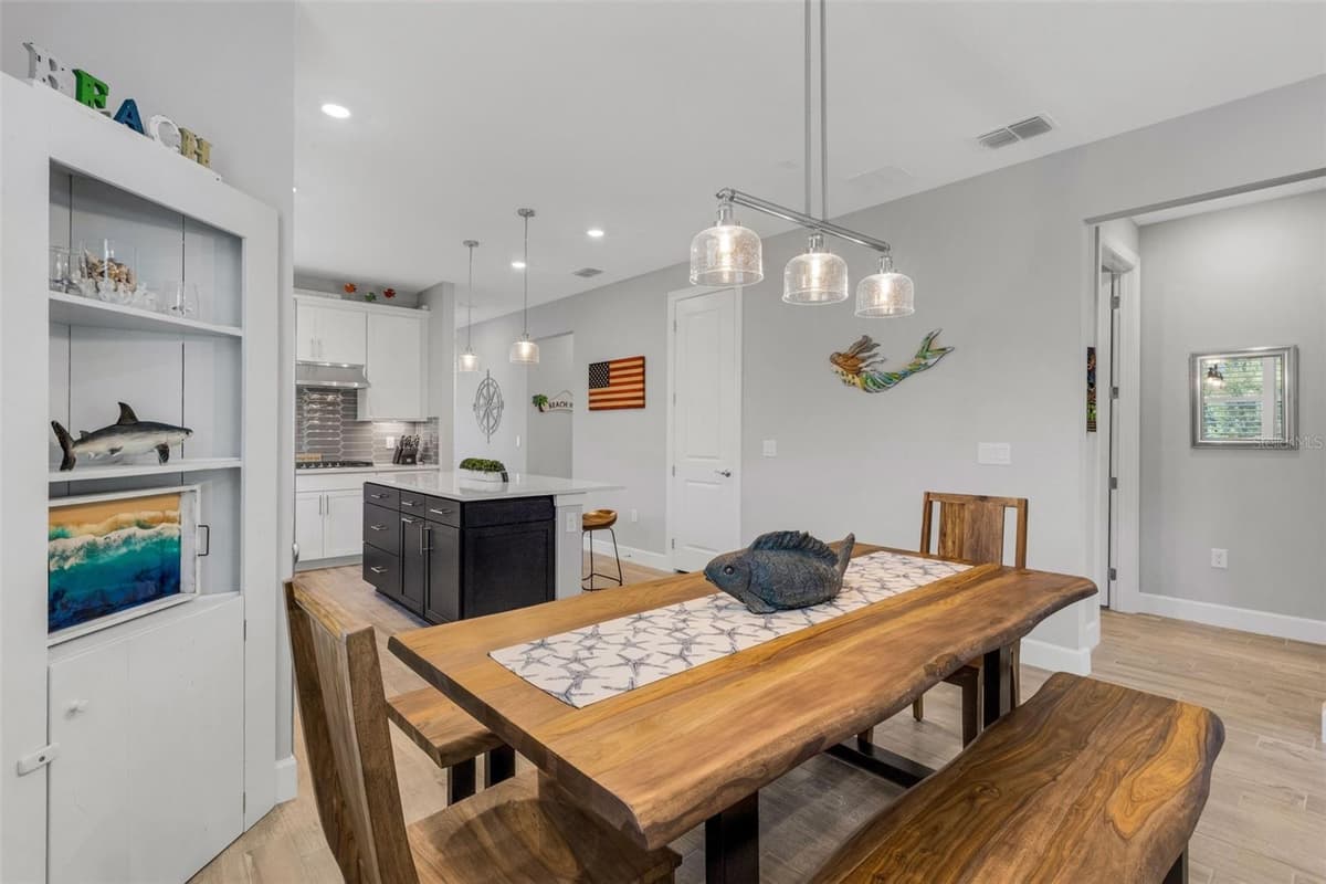 10374 ABACO FALLS DRIVE — photo 17 of 81