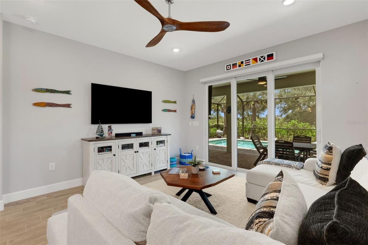 10374 ABACO FALLS DRIVE — photo 14 of 81