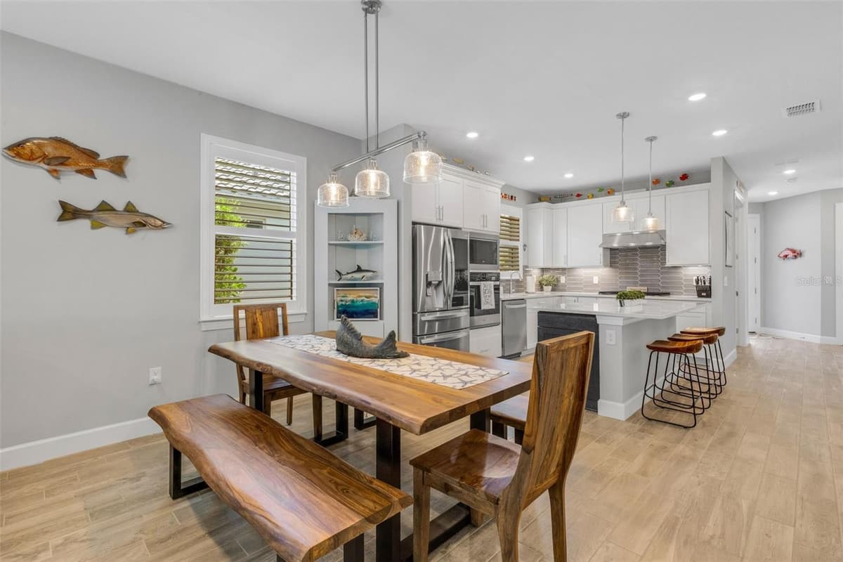 10374 ABACO FALLS DRIVE — photo 15 of 81