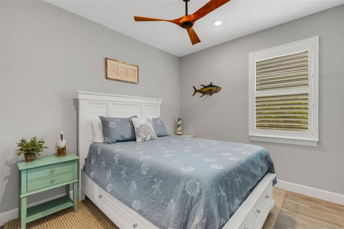 10374 ABACO FALLS DRIVE — photo 28 of 81
