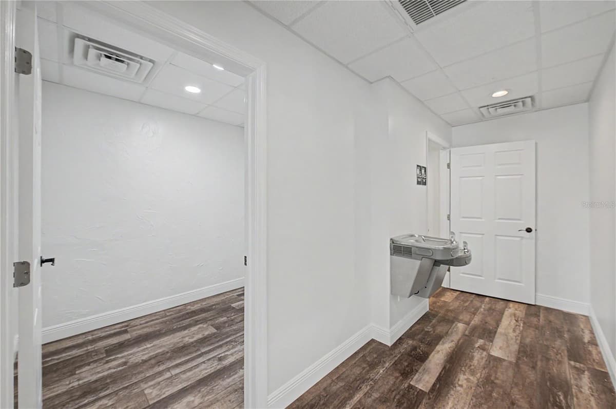 815 HOWARD AVENUE — photo 36 of 55