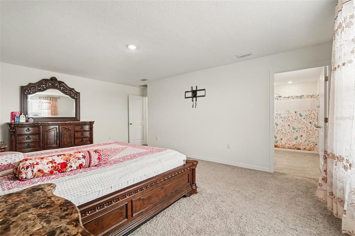 3601 CAPITAL RESERVE DRIVE — photo 17 of 32
