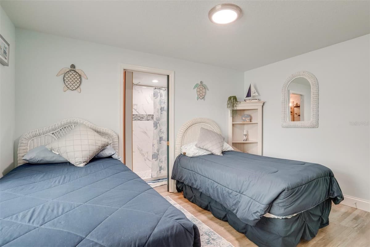 2741 PARMA STREET — photo 16 of 51