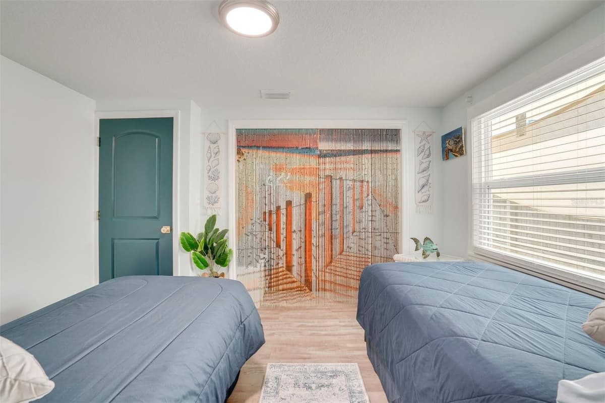 2741 PARMA STREET — photo 14 of 51