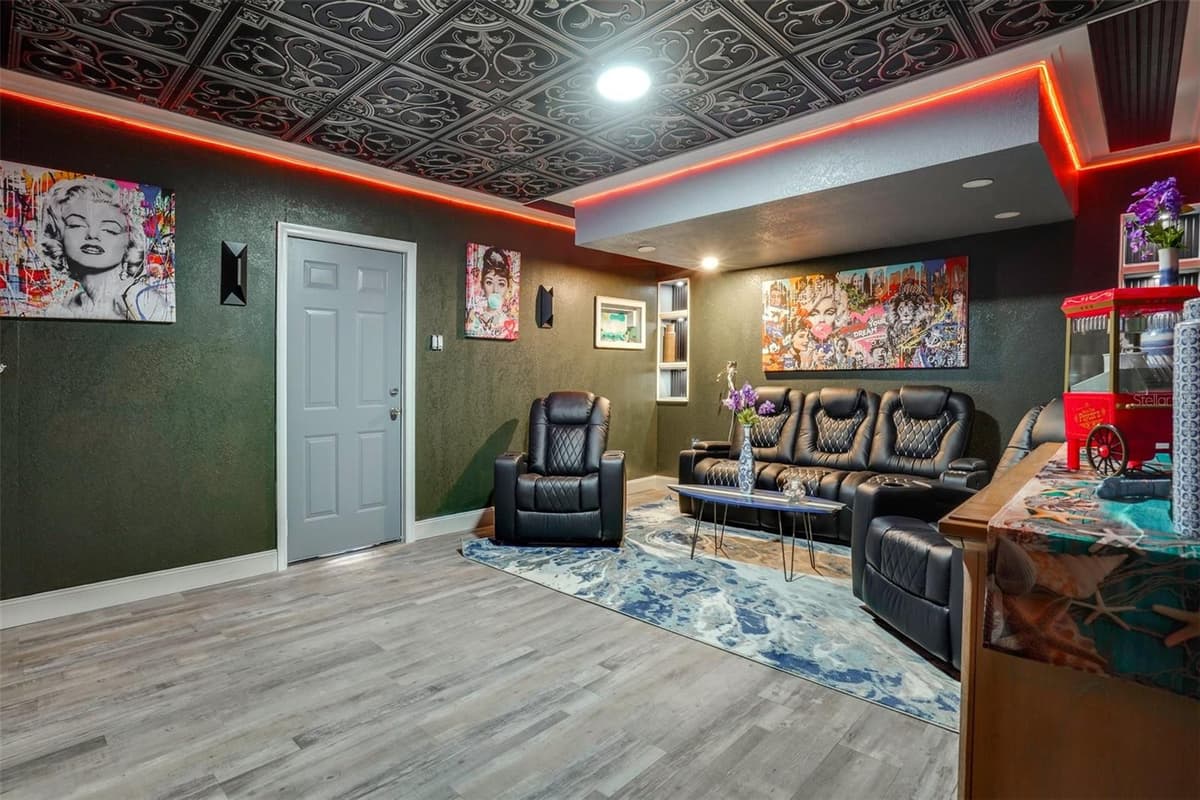 2741 PARMA STREET — photo 4 of 51