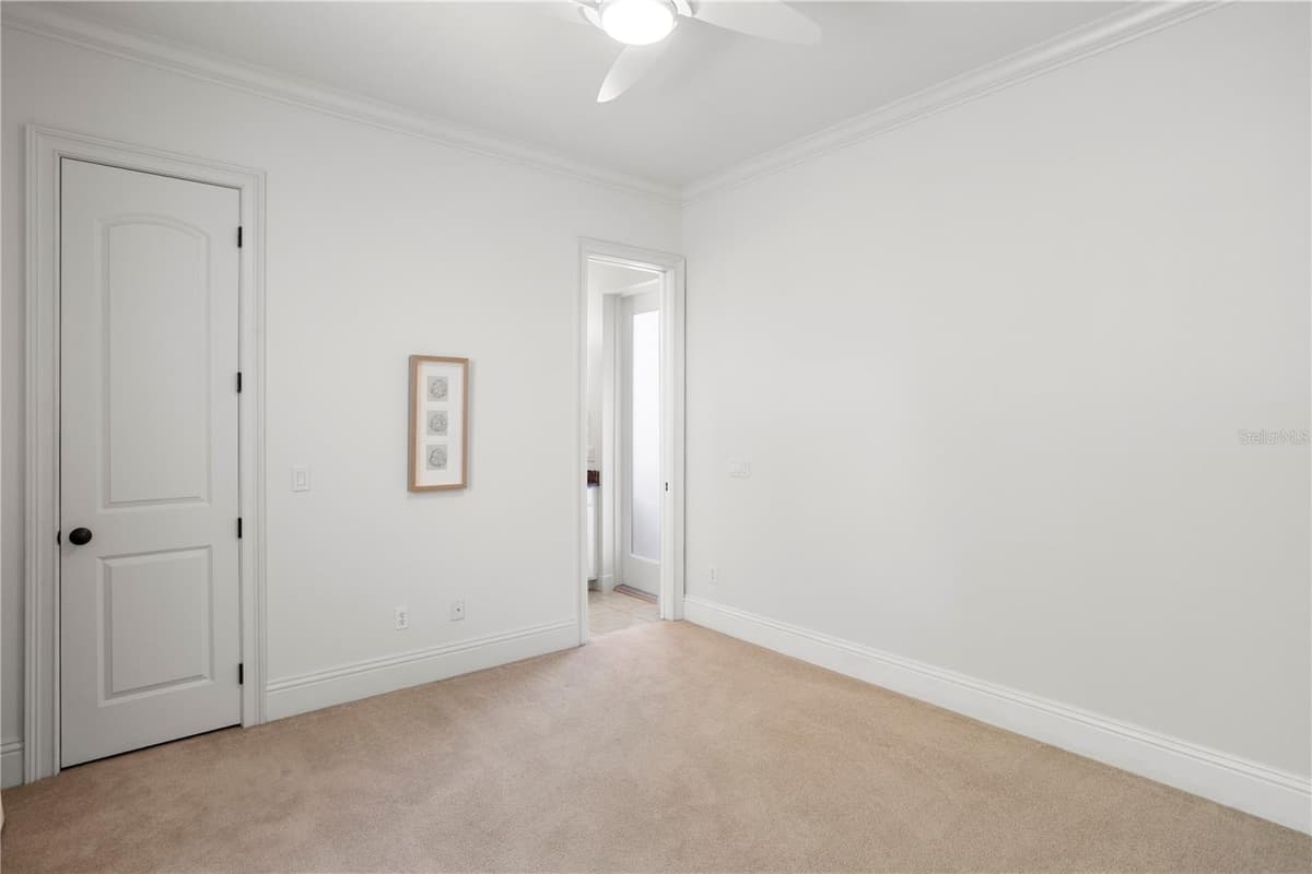 3911 DALE AVENUE — photo 31 of 65