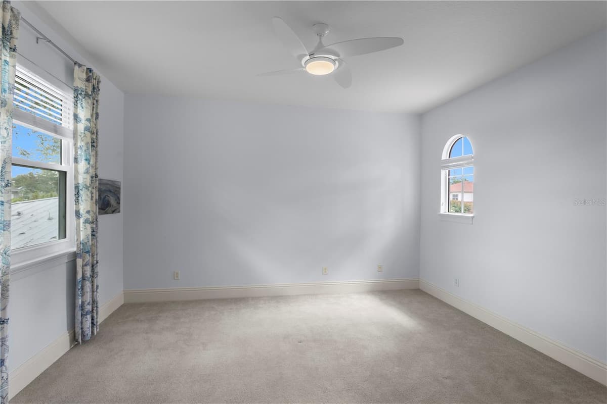 3911 DALE AVENUE — photo 54 of 65