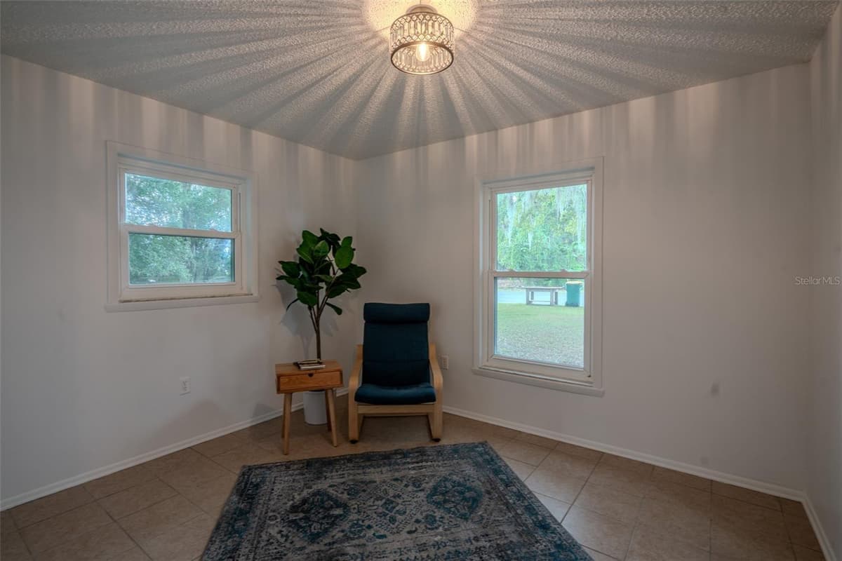 1049 BIRCH BOULEVARD — photo 18 of 30