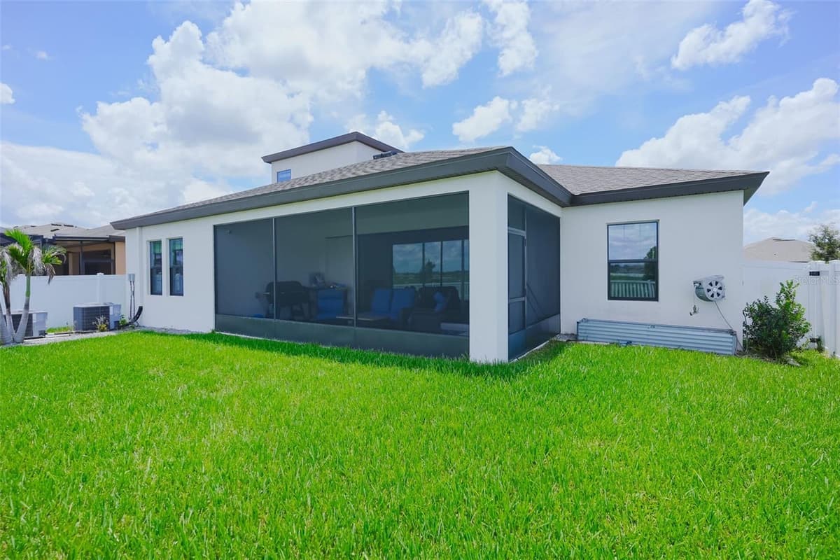 12648 BERGSTROM BAY DRIVE — photo 38 of 48