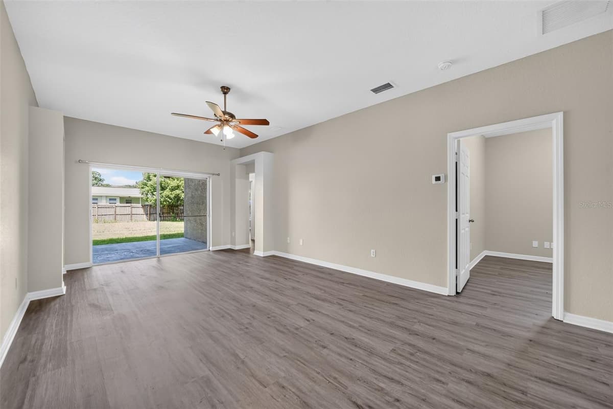 300 WOODLAND STREET — photo 14 of 34