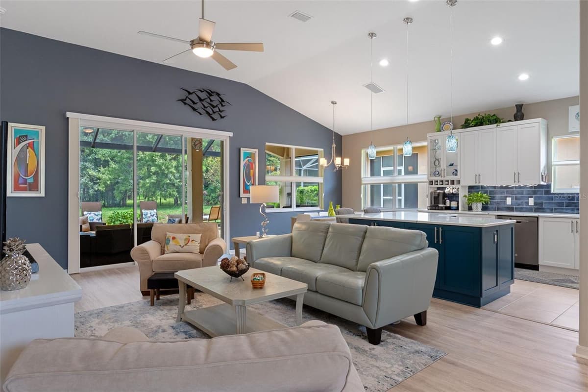 1283 DIAMOND SHORE LOOP — photo 13 of 72