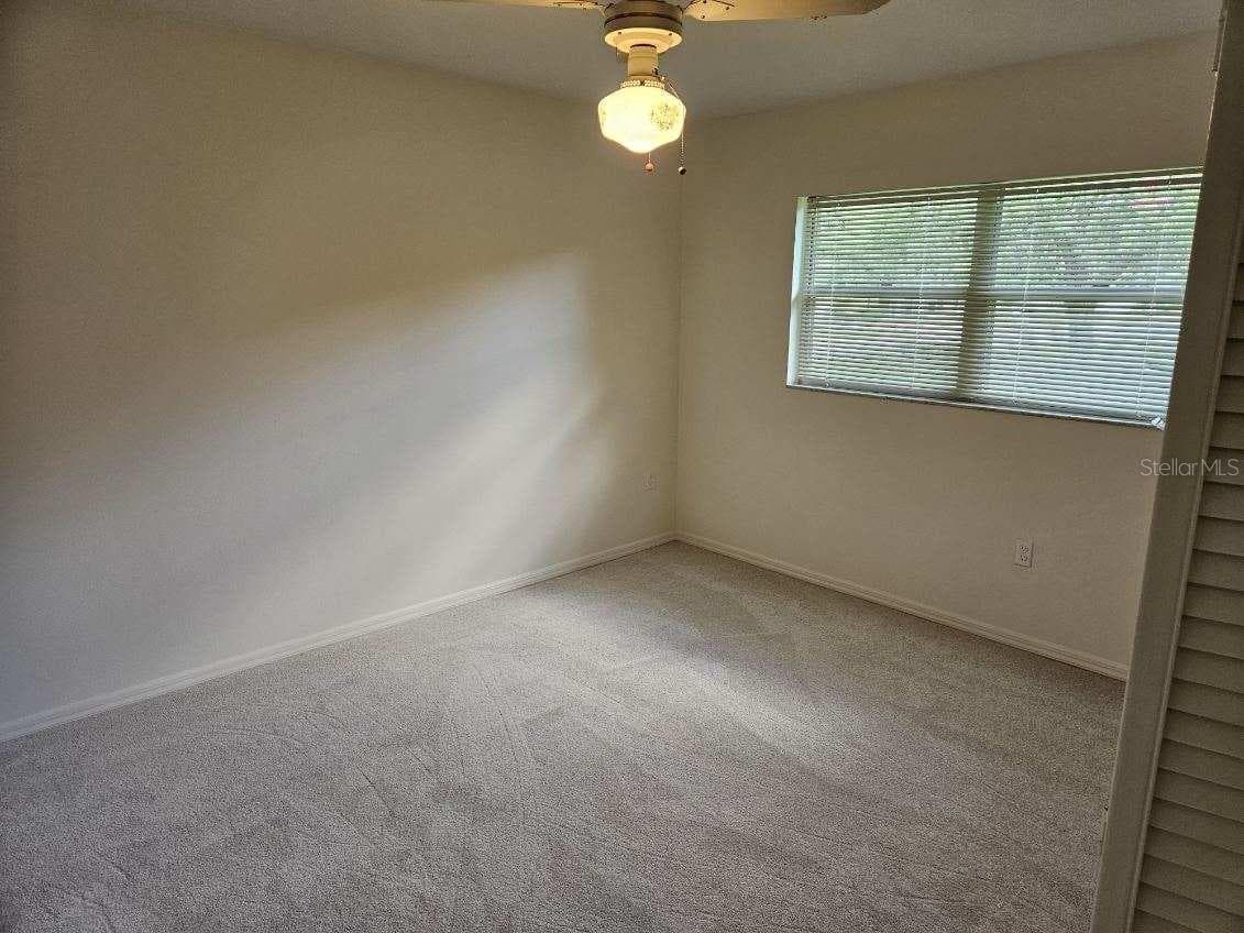 120 LARKWOOD DRIVE — photo 15 of 34