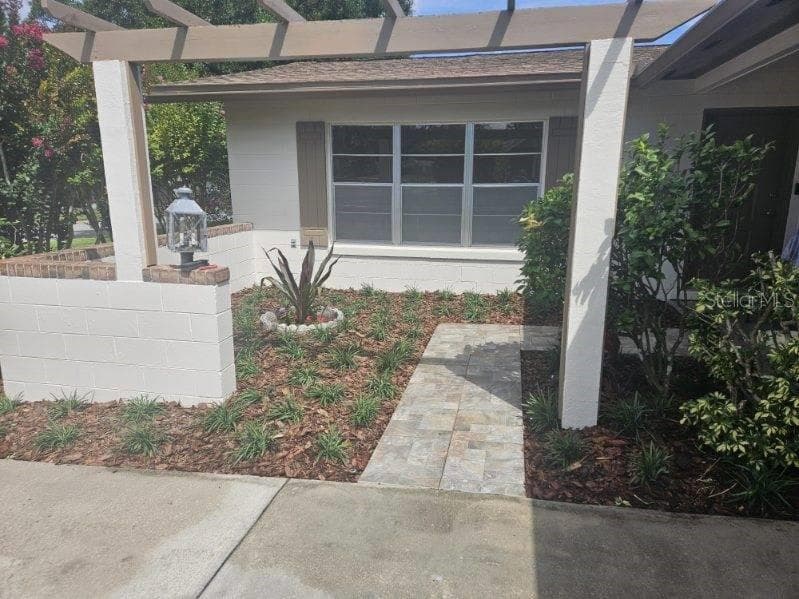 120 LARKWOOD DRIVE — photo 7 of 34