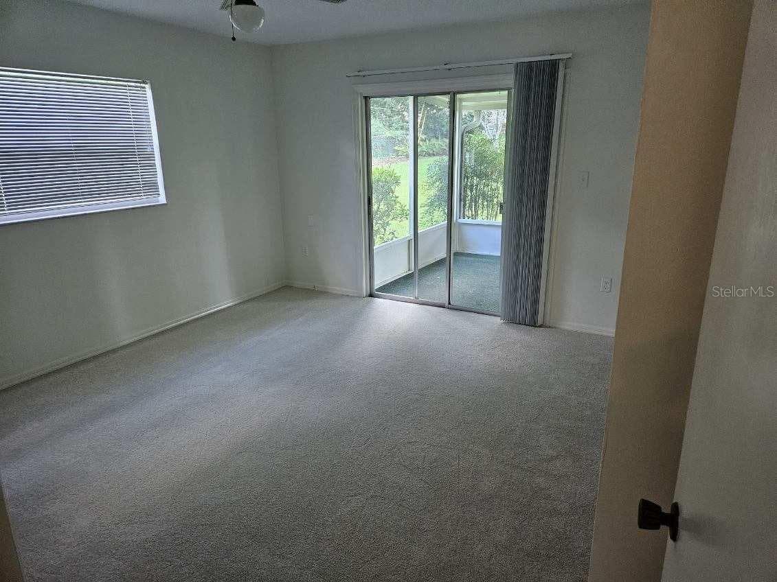 120 LARKWOOD DRIVE — photo 19 of 34