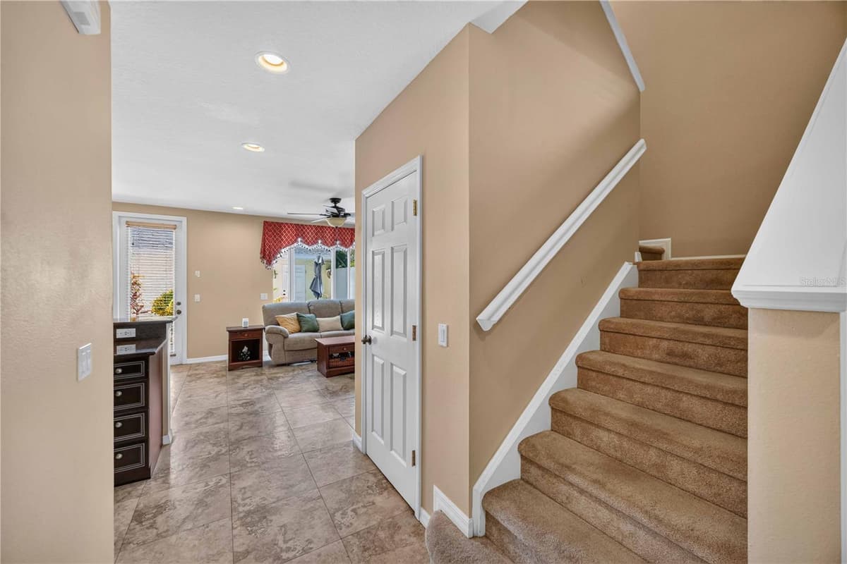 5653 WHITEHEAD STREET — photo 6 of 51