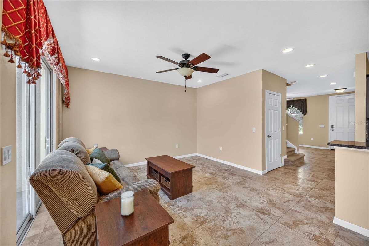5653 WHITEHEAD STREET — photo 9 of 51