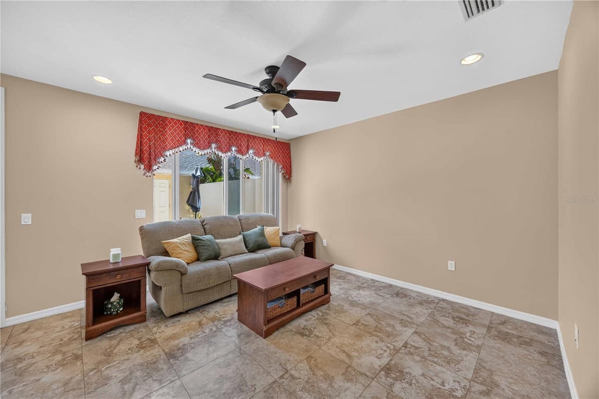 5653 WHITEHEAD STREET — photo 8 of 51