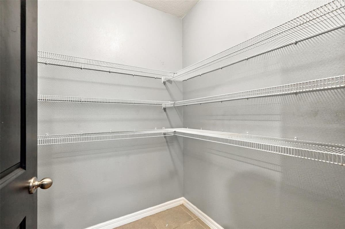 6647 SEAWAY DRIVE — photo 10 of 44