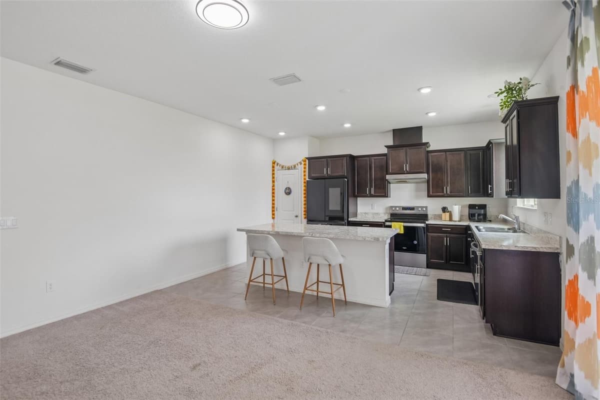 9963 SUNRISE VIEW COURT — photo 14 of 56