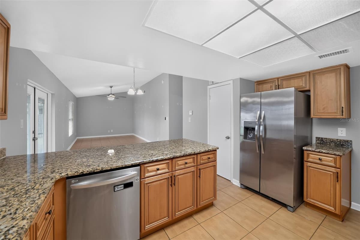 854 JERICO DRIVE — photo 14 of 30