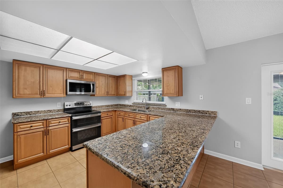 854 JERICO DRIVE — photo 13 of 30