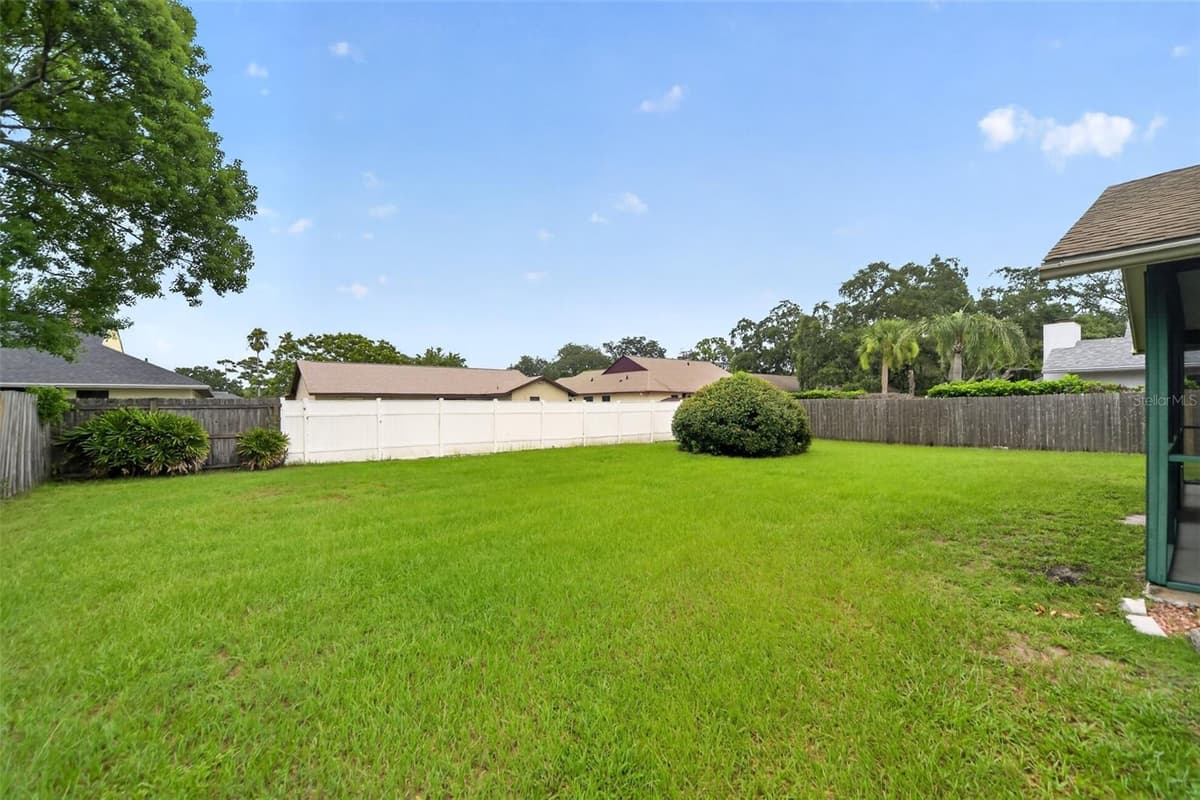 854 JERICO DRIVE — photo 6 of 30