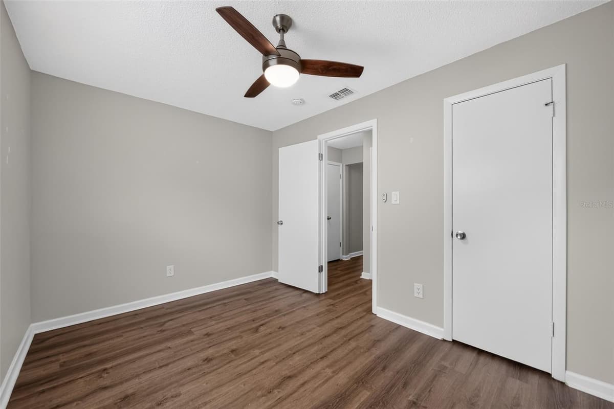 854 JERICO DRIVE — photo 22 of 30