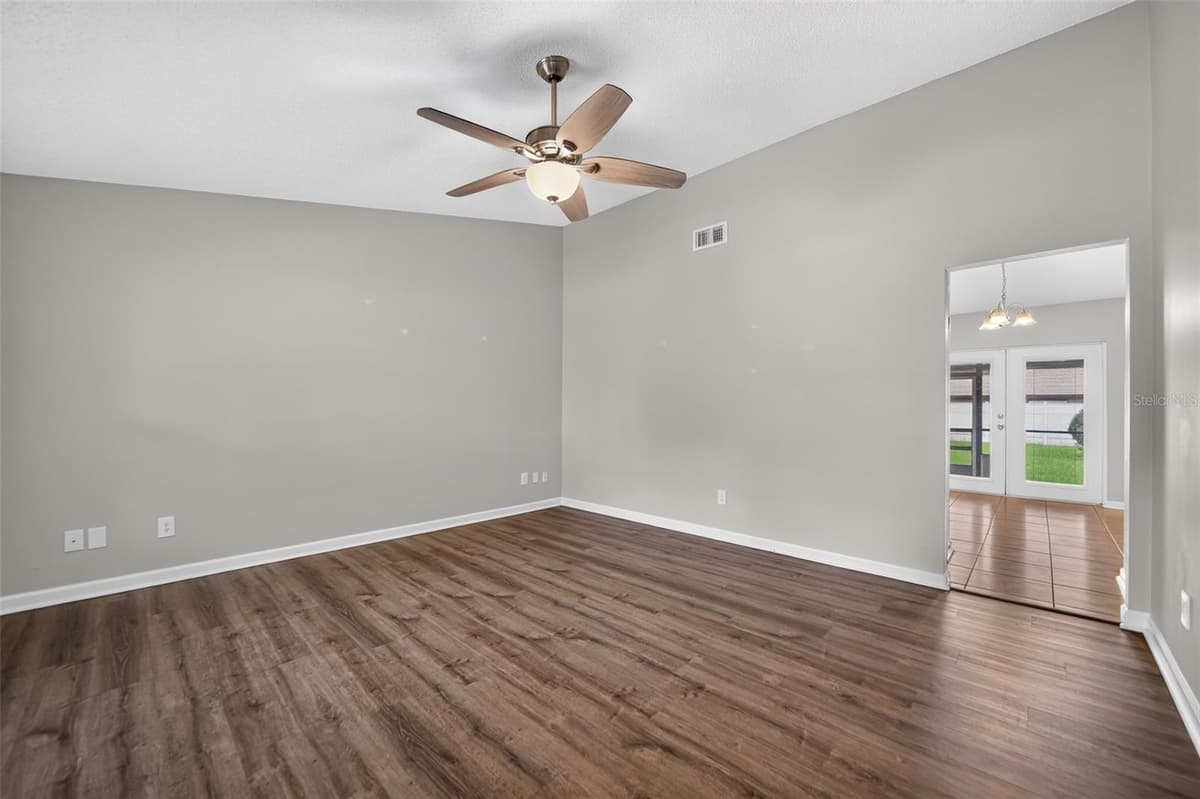 854 JERICO DRIVE — photo 12 of 30