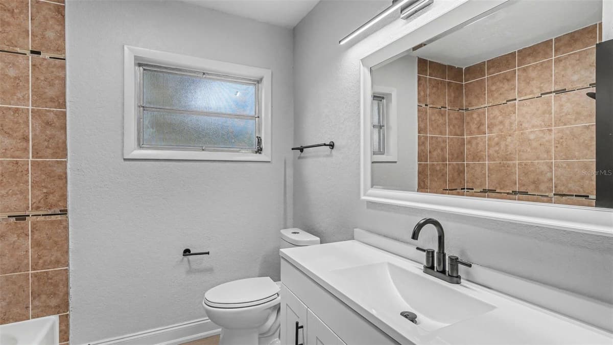 112 TERRACE DRIVE — photo 9 of 15