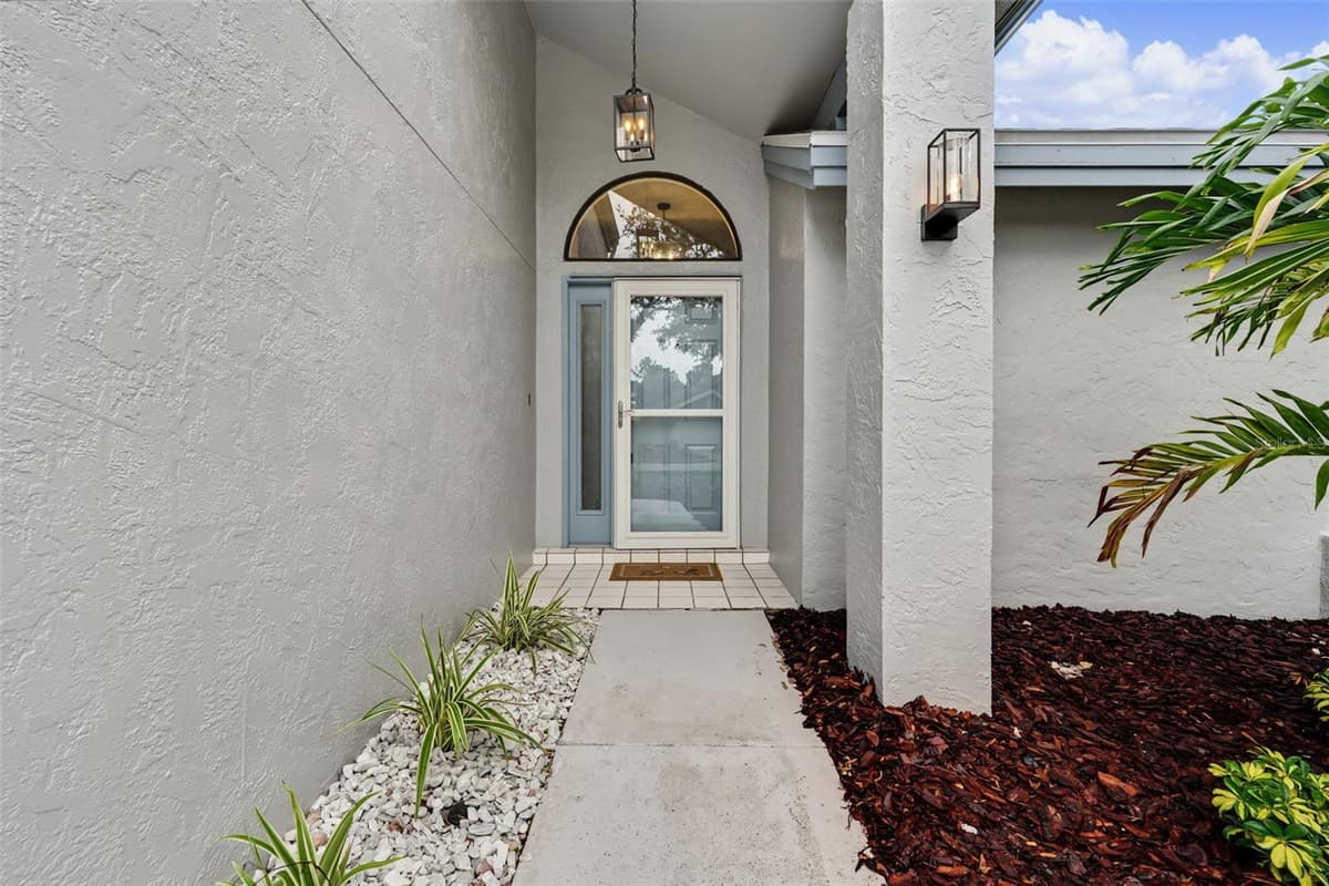3010 LONGBROOKE WAY — photo 4 of 56