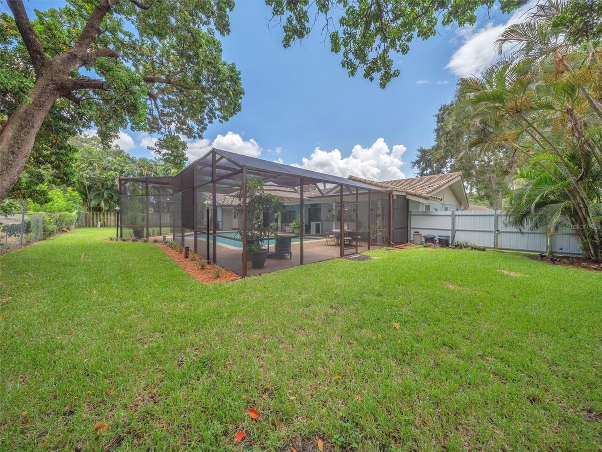 9651 CONCH SHELL MANOR — photo 39 of 48