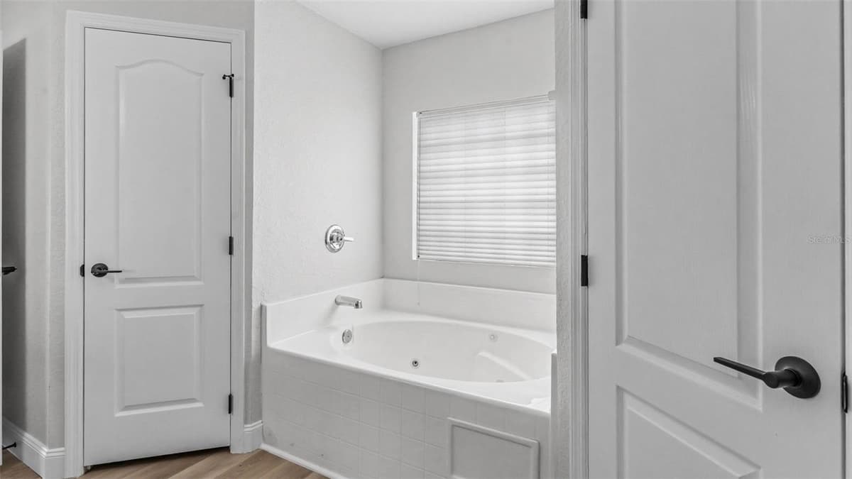530 BUCKSHOT LANE — photo 10 of 18