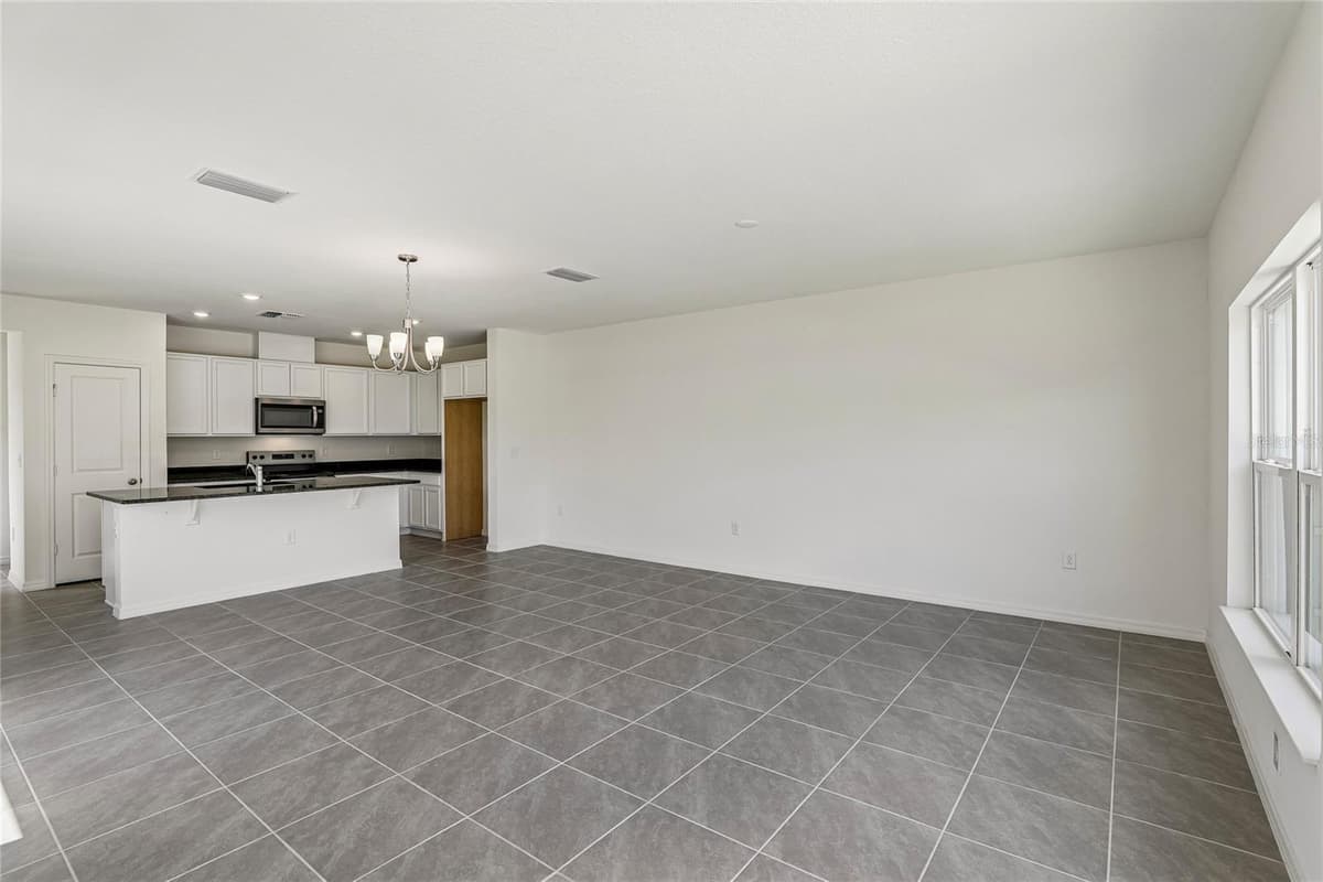 679 MEADOWS EDGE PLACE — photo 7 of 17