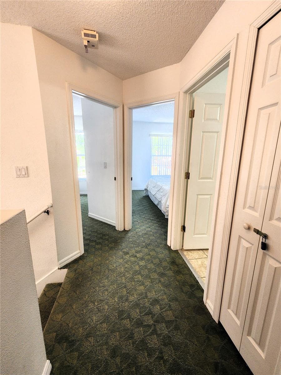1013 PARK RIDGE CIRCLE — photo 36 of 56