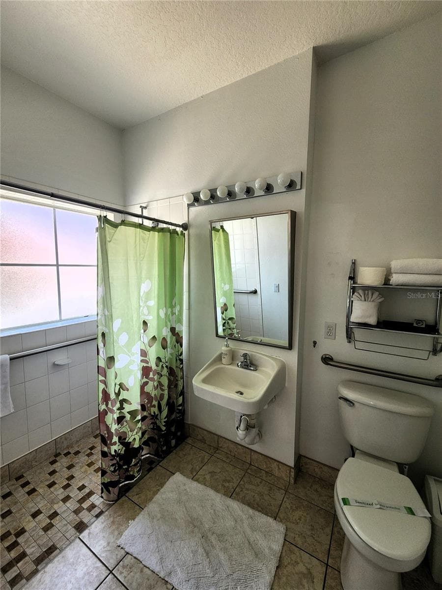 1013 PARK RIDGE CIRCLE — photo 19 of 56