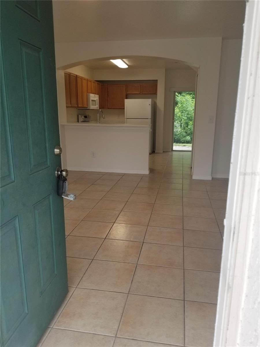6116 OLIVEDALE DRIVE — photo 2 of 16