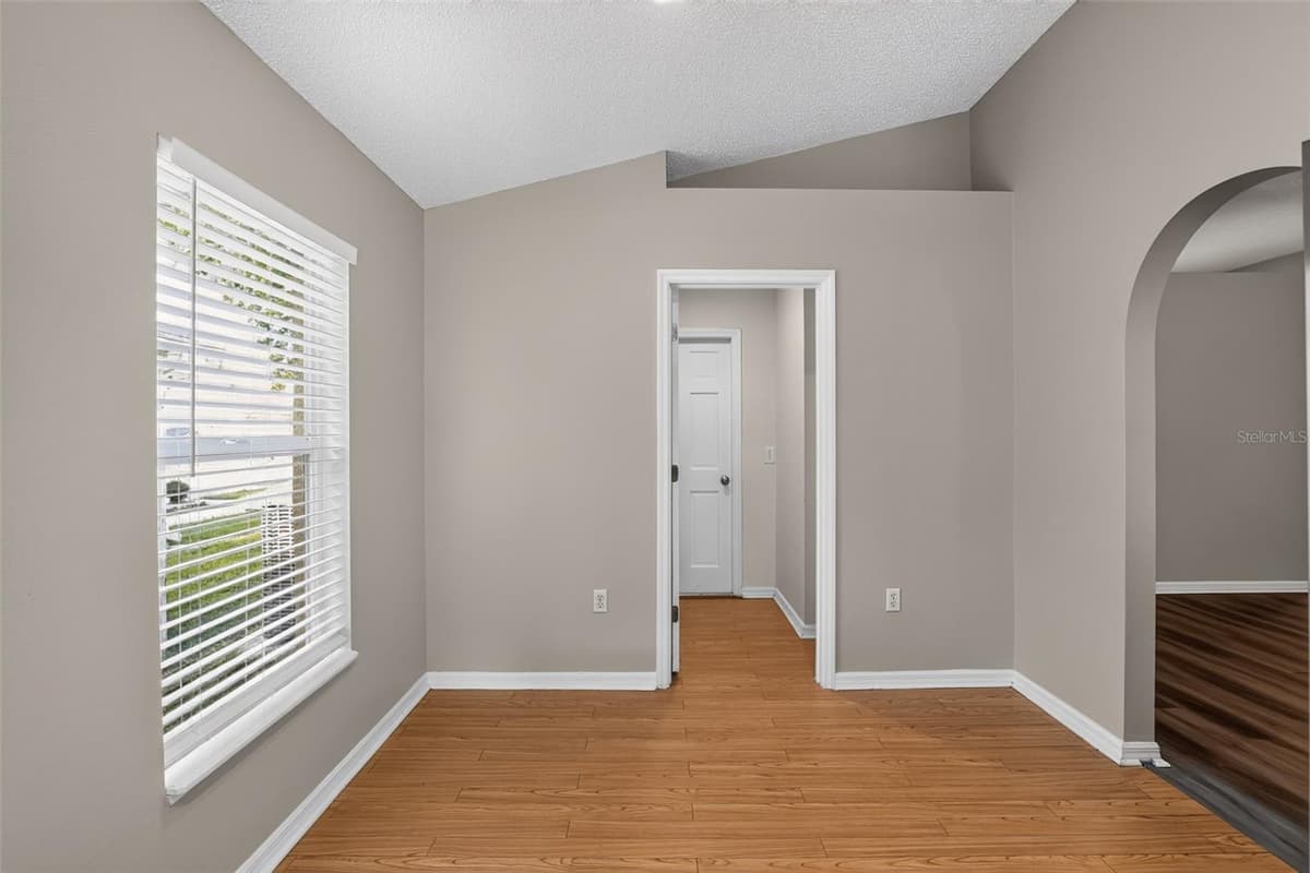 1080 AMANDA KAY CIRCLE — photo 30 of 30