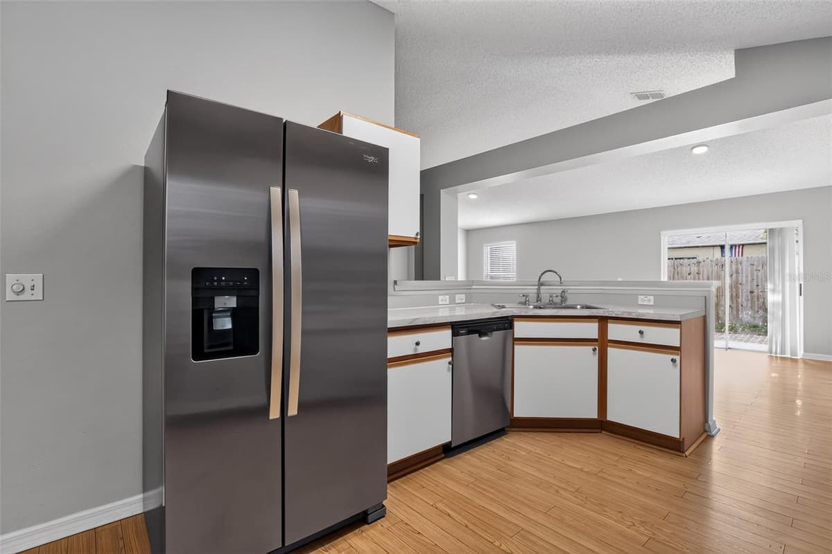 1080 AMANDA KAY CIRCLE — photo 12 of 30