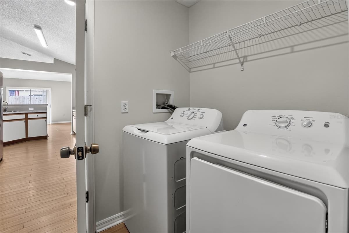 1080 AMANDA KAY CIRCLE — photo 29 of 30