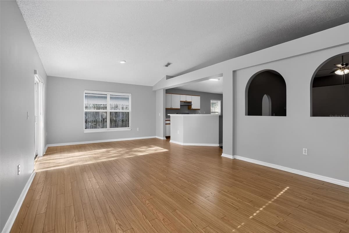 1080 AMANDA KAY CIRCLE — photo 16 of 30