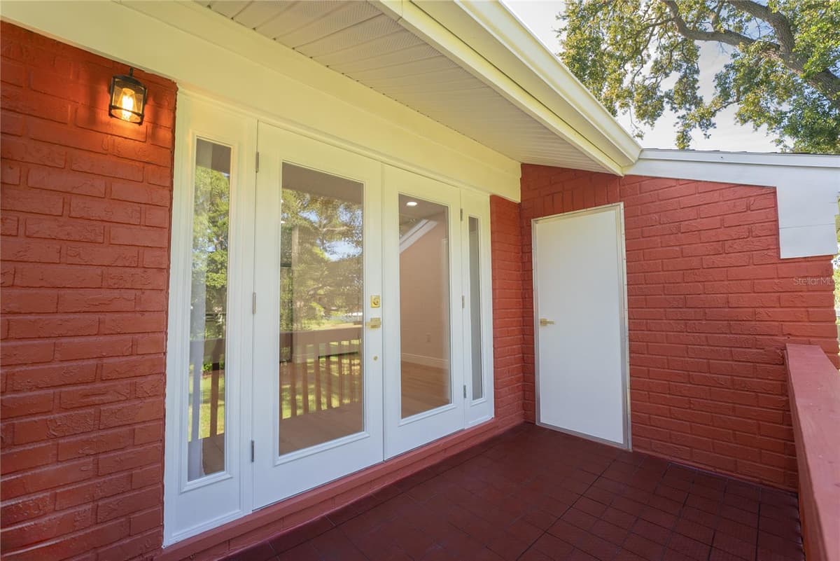 8210 12TH WAY — photo 8 of 10