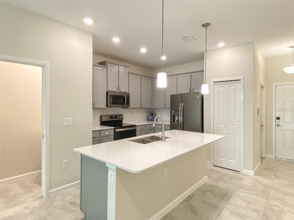 10010 RED EAGLE DRIVE — photo 4 of 25