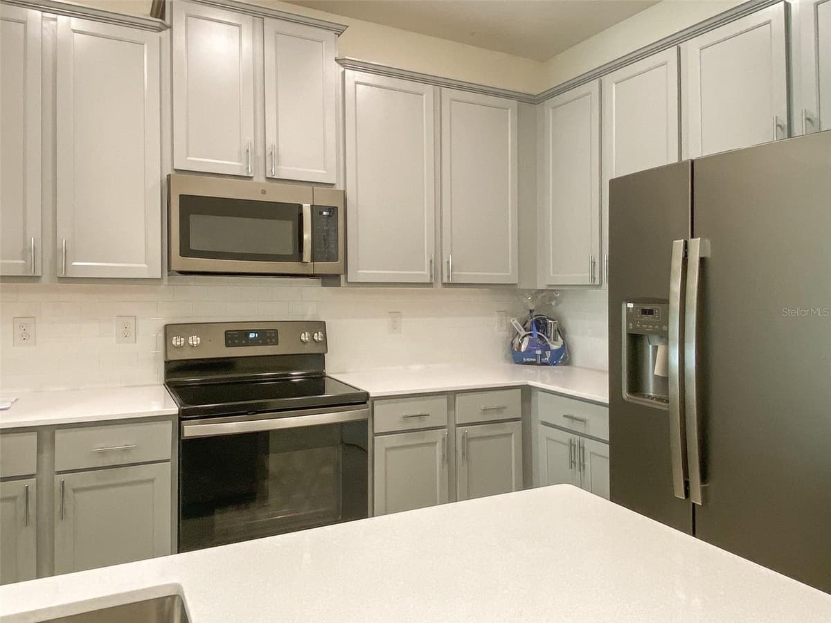 10010 RED EAGLE DRIVE — photo 9 of 25