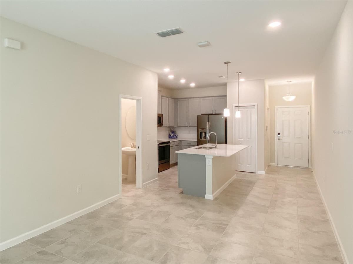10010 RED EAGLE DRIVE — photo 3 of 25