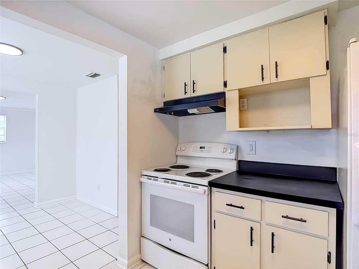 4416 JOHN BELL JR DRIVE — photo 13 of 45